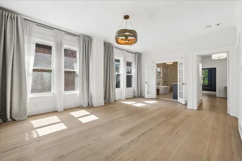 $1,495,000 | 1645 Kipling Street, Houston, TX 77006