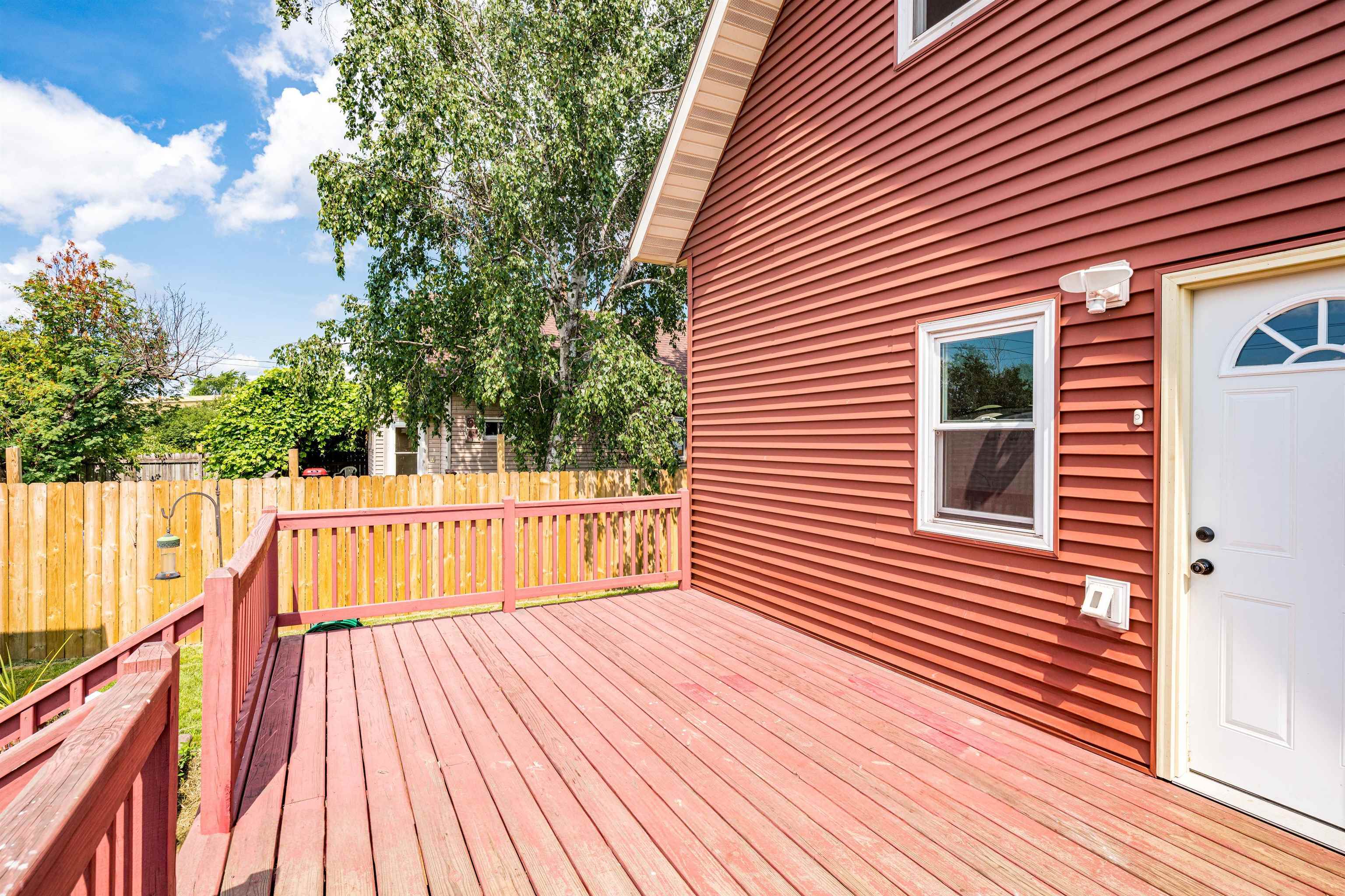 4022 East 2nd Street Superior, WI 54880 - Photo 26 of 30 Deck