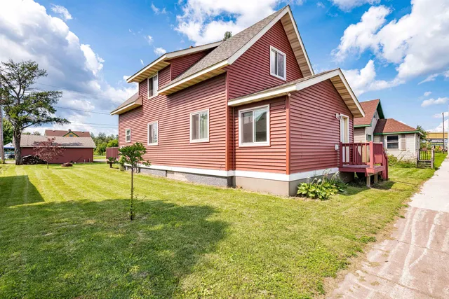 $230,000 | 4022 East 2nd Street, Superior, WI 54880