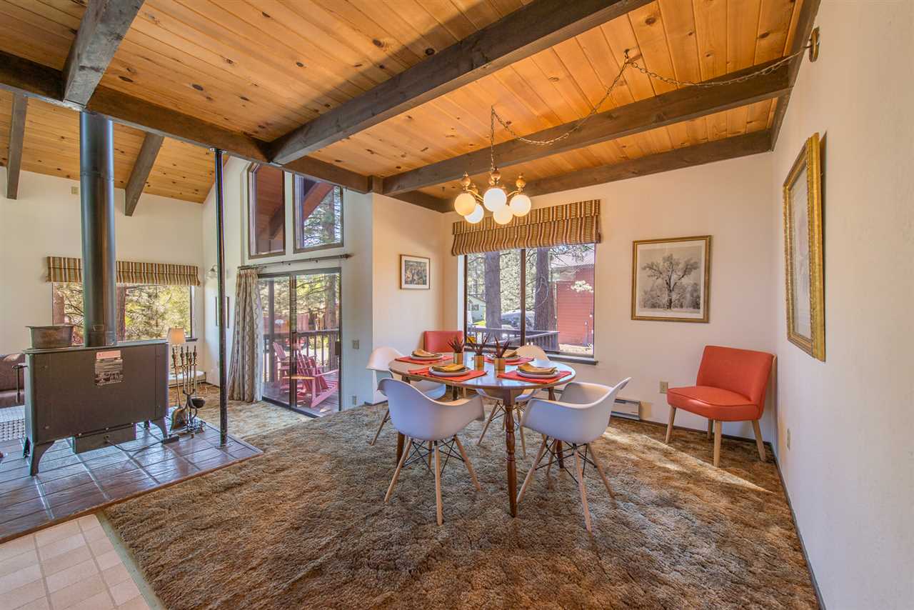 10163 Shore Pine Road Truckee, CA 96161 - Photo 4 of 21 Gallery Image 4
