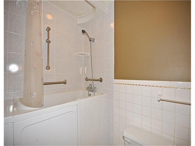 719 Griffin Road Indianapolis, IN 46227 - Photo 14 of 22 Gallery Image 14