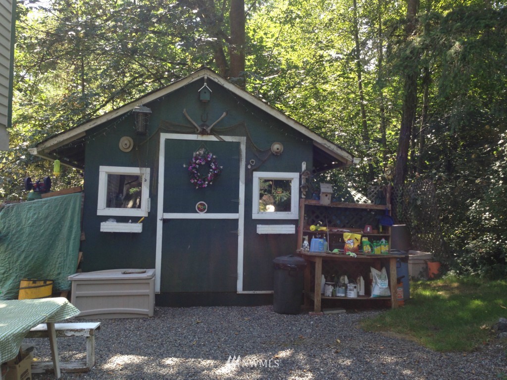 14520 Willow Road Southeast Port Orchard, WA 98367 - Photo 14 of 22 Gallery Image 14