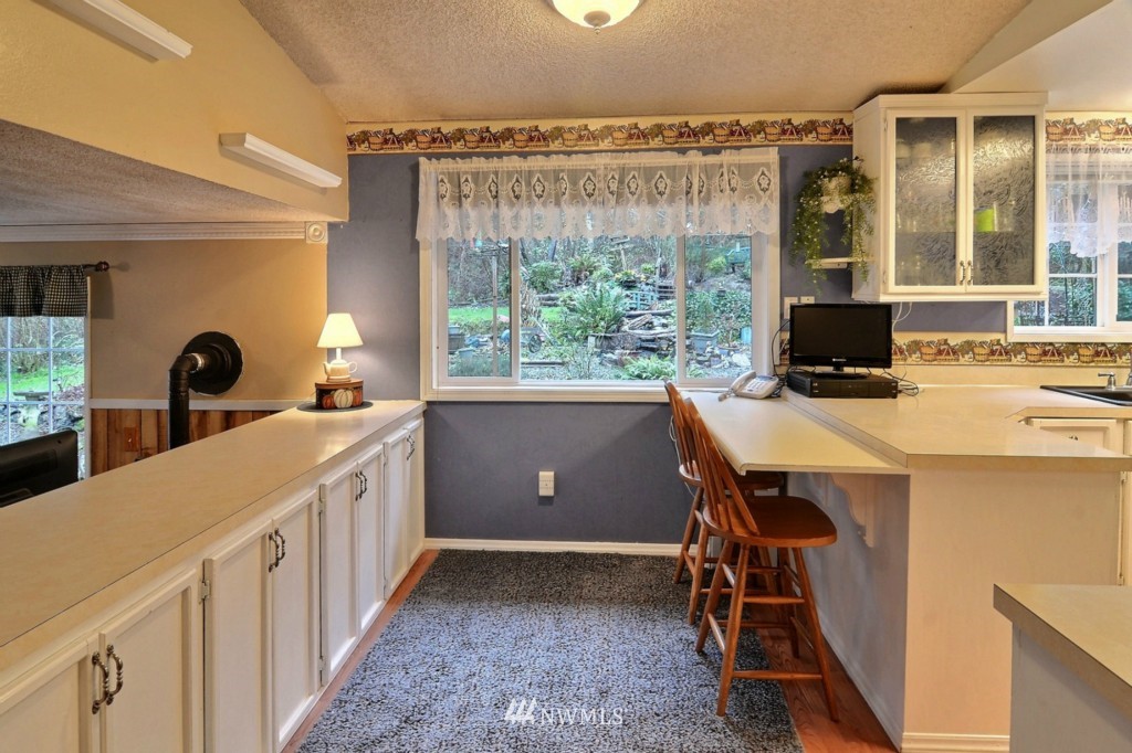 14520 Willow Road Southeast Port Orchard, WA 98367 - Photo 6 of 22 Gallery Image 6