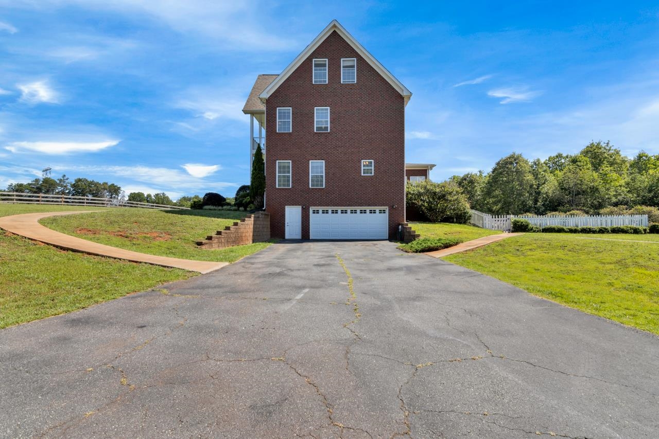 1110 Cooley Springs School Road Chesnee, SC 29323 - Photo 30 of 32 Gallery Image 30