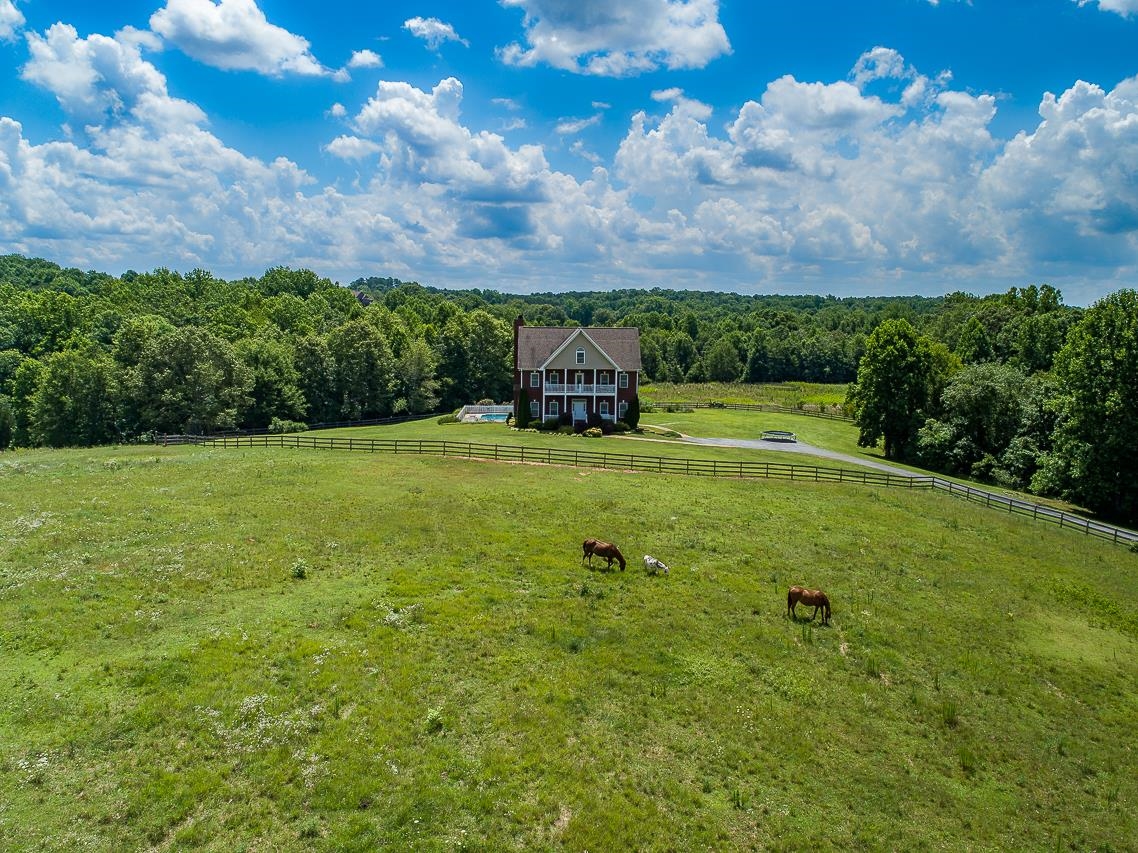 1110 Cooley Springs School Road Chesnee, SC 29323 - Photo 3 of 32 Gallery Image 3