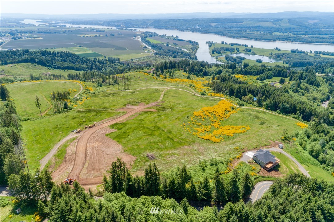 3 Island View Road, Unit C Woodland, WA 98674 - Photo 2 of 9 Gallery Image 2