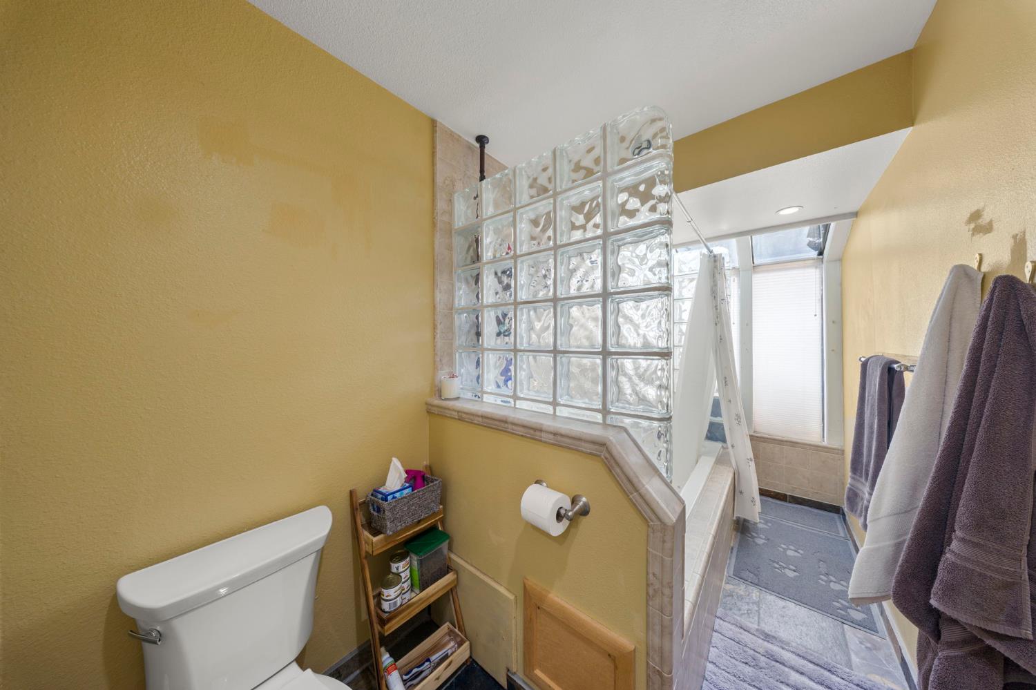 501 Rose Avenue, Unit 22 Modesto, CA 95355 - Photo 24 of 33