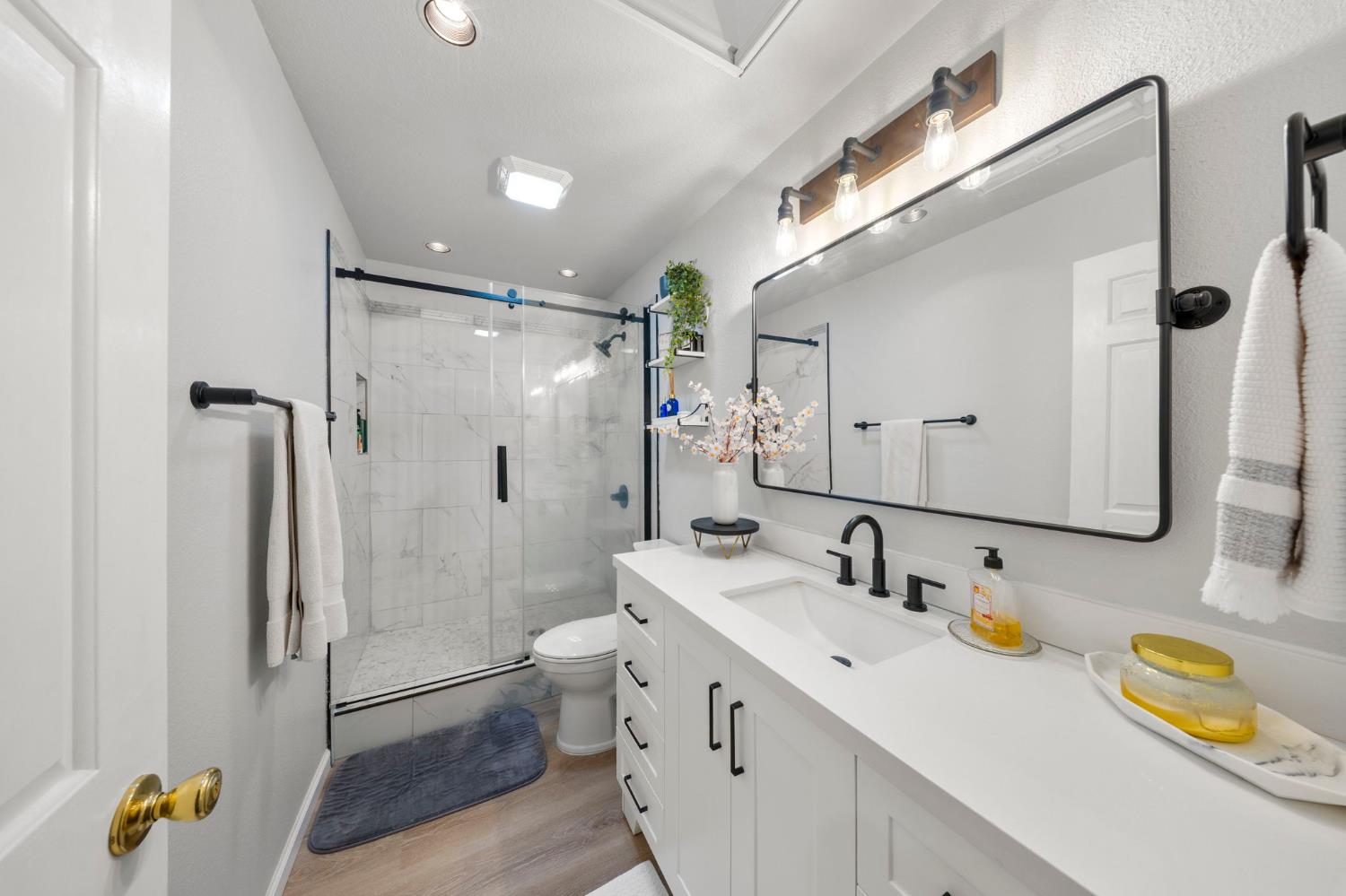 501 Rose Avenue, Unit 22 Modesto, CA 95355 - Photo 27 of 33