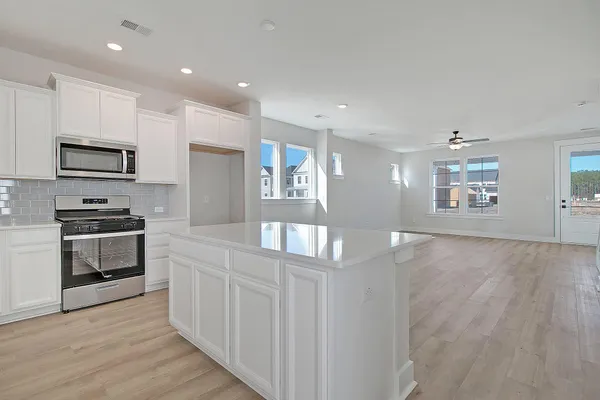 $423,957 | 535 Ivy Grn Lane, Summerville, SC 29486