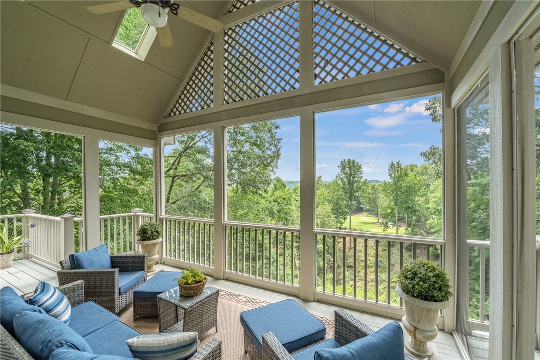 120 Links View Court Sunset, SC 29685 - Photo 13 of 50