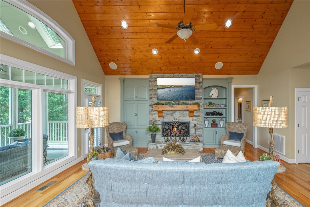 120 Links View Court Sunset, SC 29685 - Photo 16 of 50