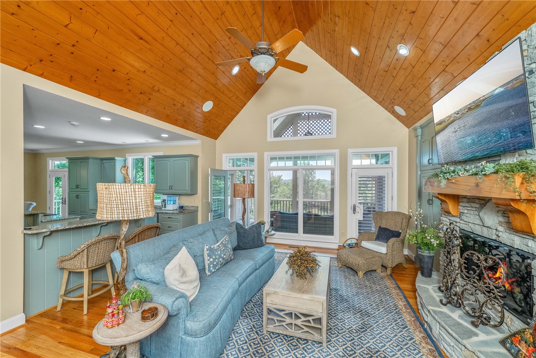 120 Links View Court Sunset, SC 29685 - Photo 4 of 50