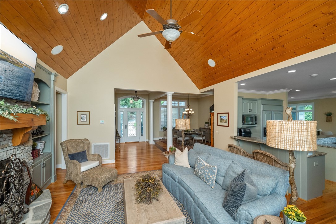 120 Links View Court Sunset, SC 29685 - Photo 8 of 50