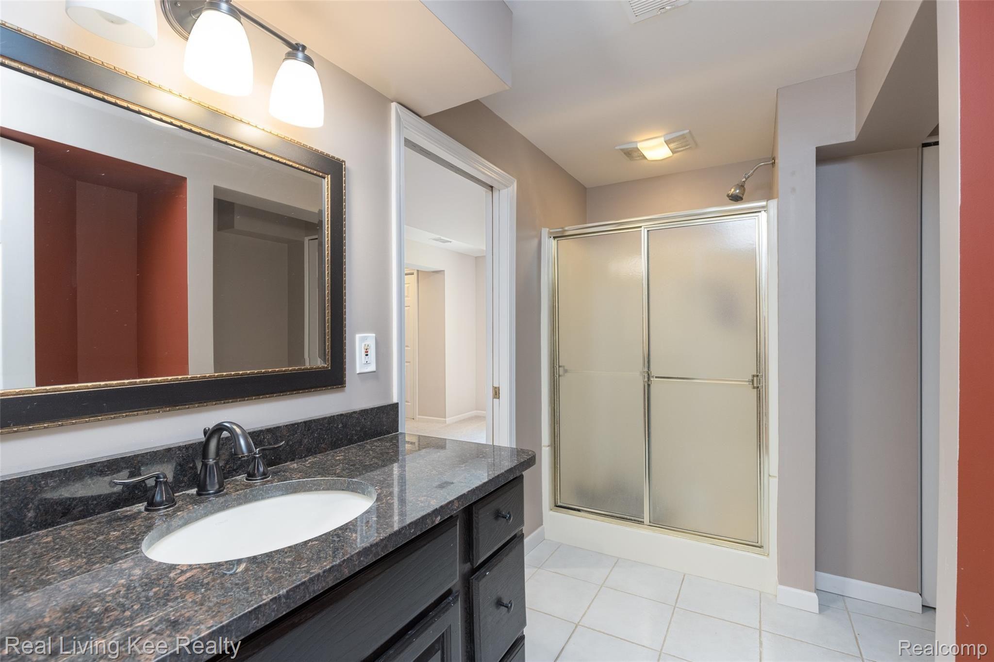 1427 Ridge Court Rochester, MI 48306 - Photo 44 of 50 1427 Ridge Ct-44.jpg