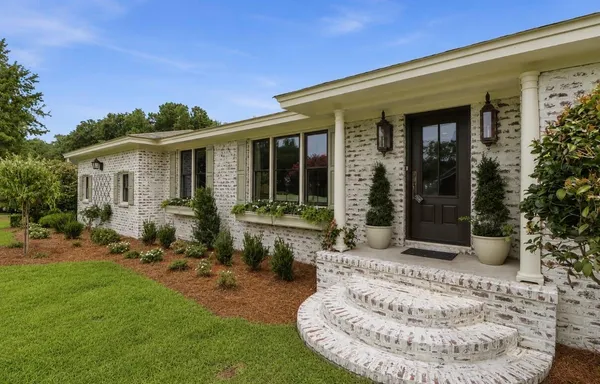 $699,900 | 301 Land O Pines Circle, Moncks Corner, SC 29461