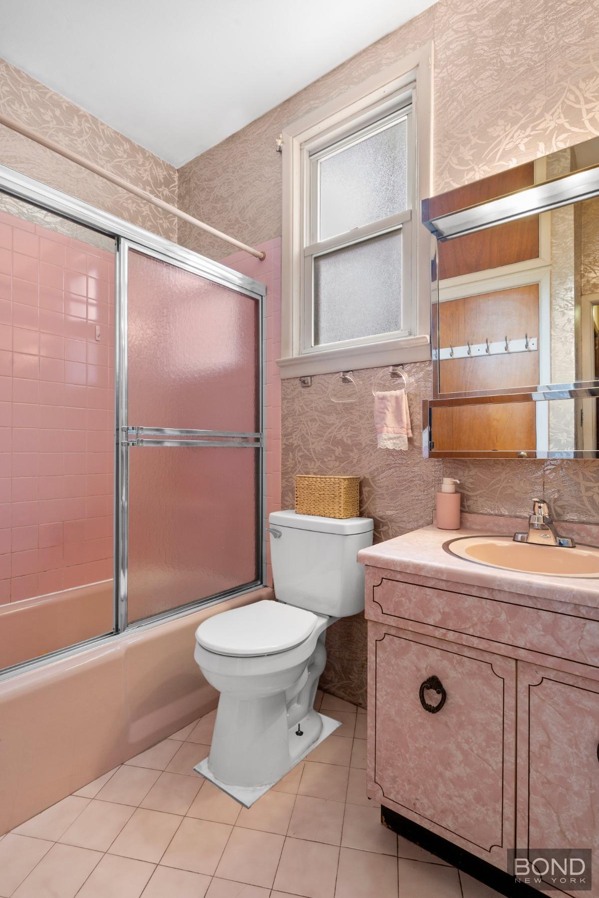 216 Monitor Street Brooklyn, NY 11222 - Photo 6 of 11 Photo 6