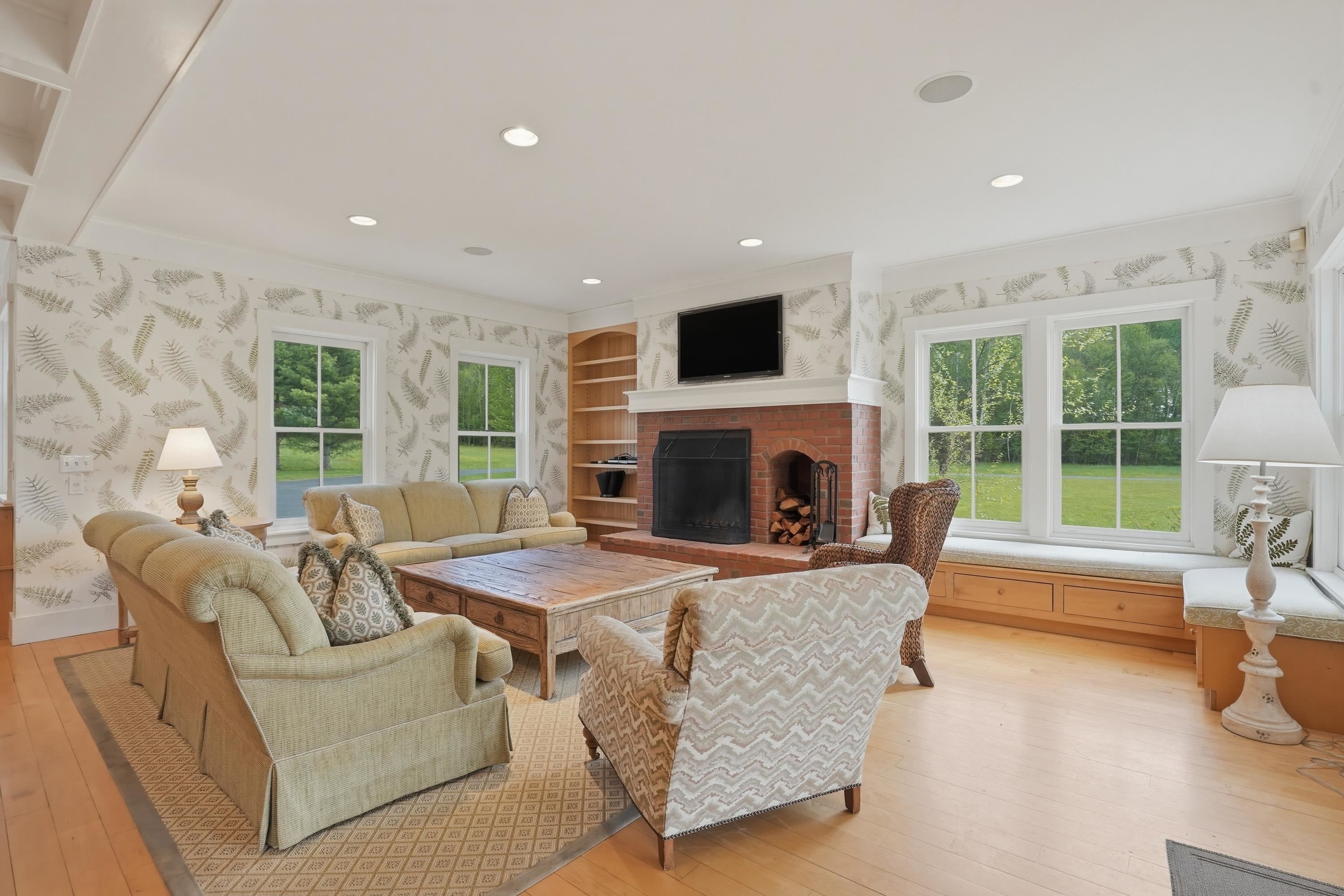 2455 West Hill Road Stowe, VT 05672 - Photo 12 of 42