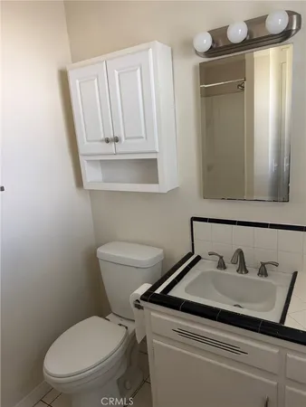 $3,200 | 24471 University Avenue, Loma Linda, CA 92354