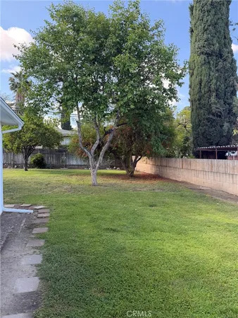 $3,200 | 24471 University Avenue, Loma Linda, CA 92354