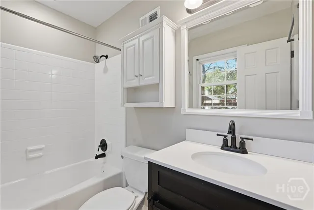 $2,500 | 817 Walthour Road, Savannah, GA 31410