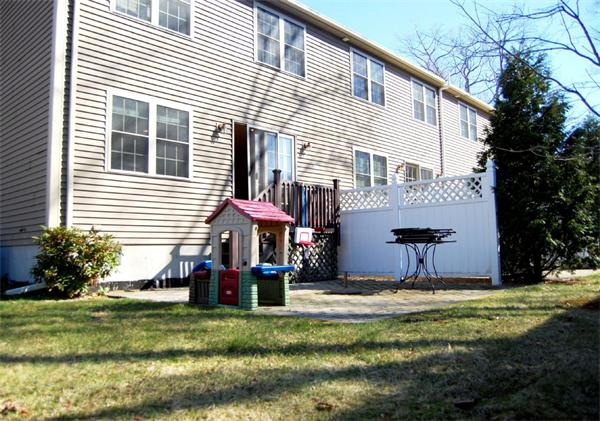 18 Garden Road, Unit C Natick, MA 01760 - Photo 9 of 20 Gallery Image 9