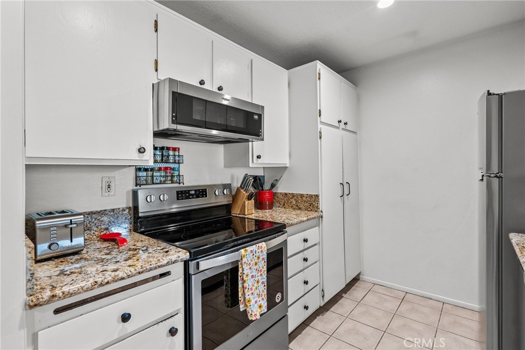 25736 Player Drive, Unit R4 Valencia, CA 91355 - Photo 19 of 50