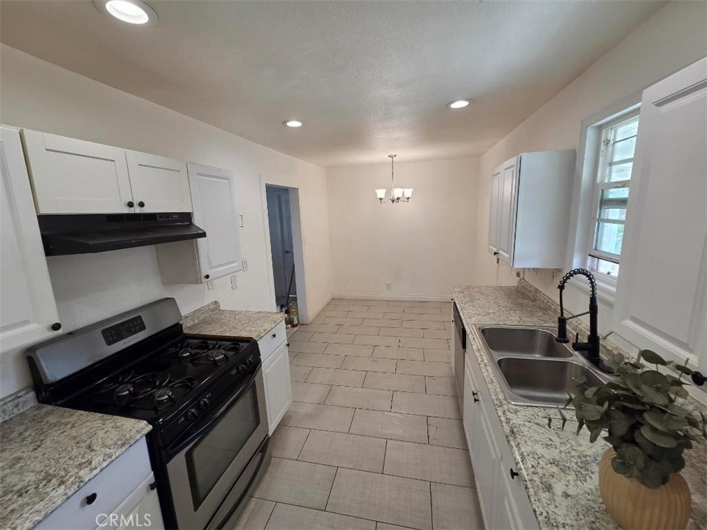 1510 East Ave R Palmdale, CA 93550 - Photo 10 of 28 Gallery Image 10