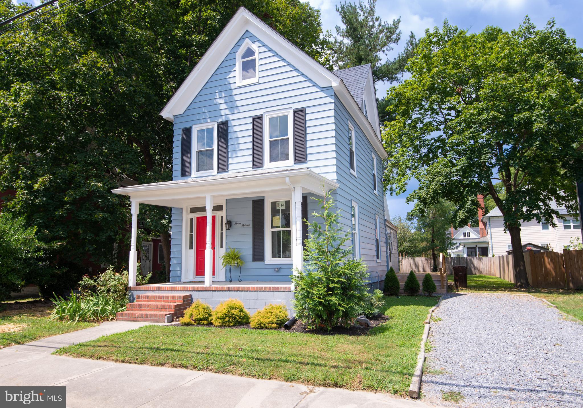 315 Willis Street Cambridge, MD 21613 - Photo 1 of 31 Front View - Nice Porch!