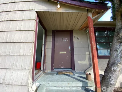 a view of a house with a small entryway