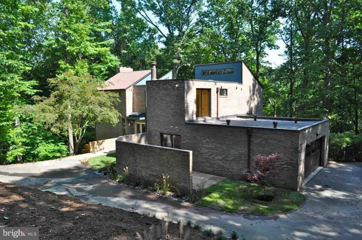 705 Potomac River Road McLean, VA 22102 - Photo 17 of 29 Exterior (General)