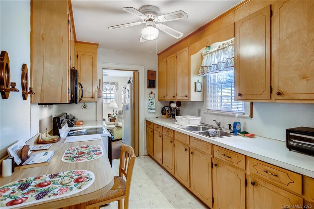 5008 Monroe Road Charlotte, NC 28205 - Photo 11 of 28 Gallery Image 11
