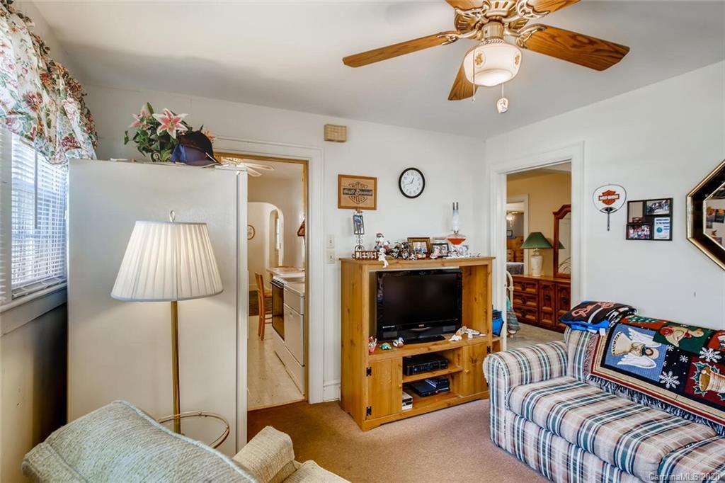 5008 Monroe Road Charlotte, NC 28205 - Photo 16 of 28 Gallery Image 16