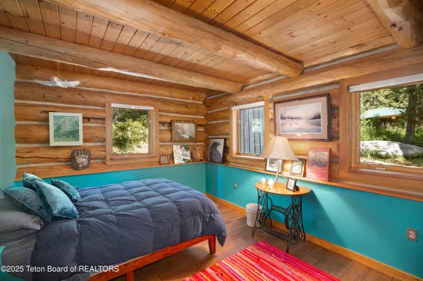 $12,900,000 | 2945 Hunt Lane, Wilson, WY 83014