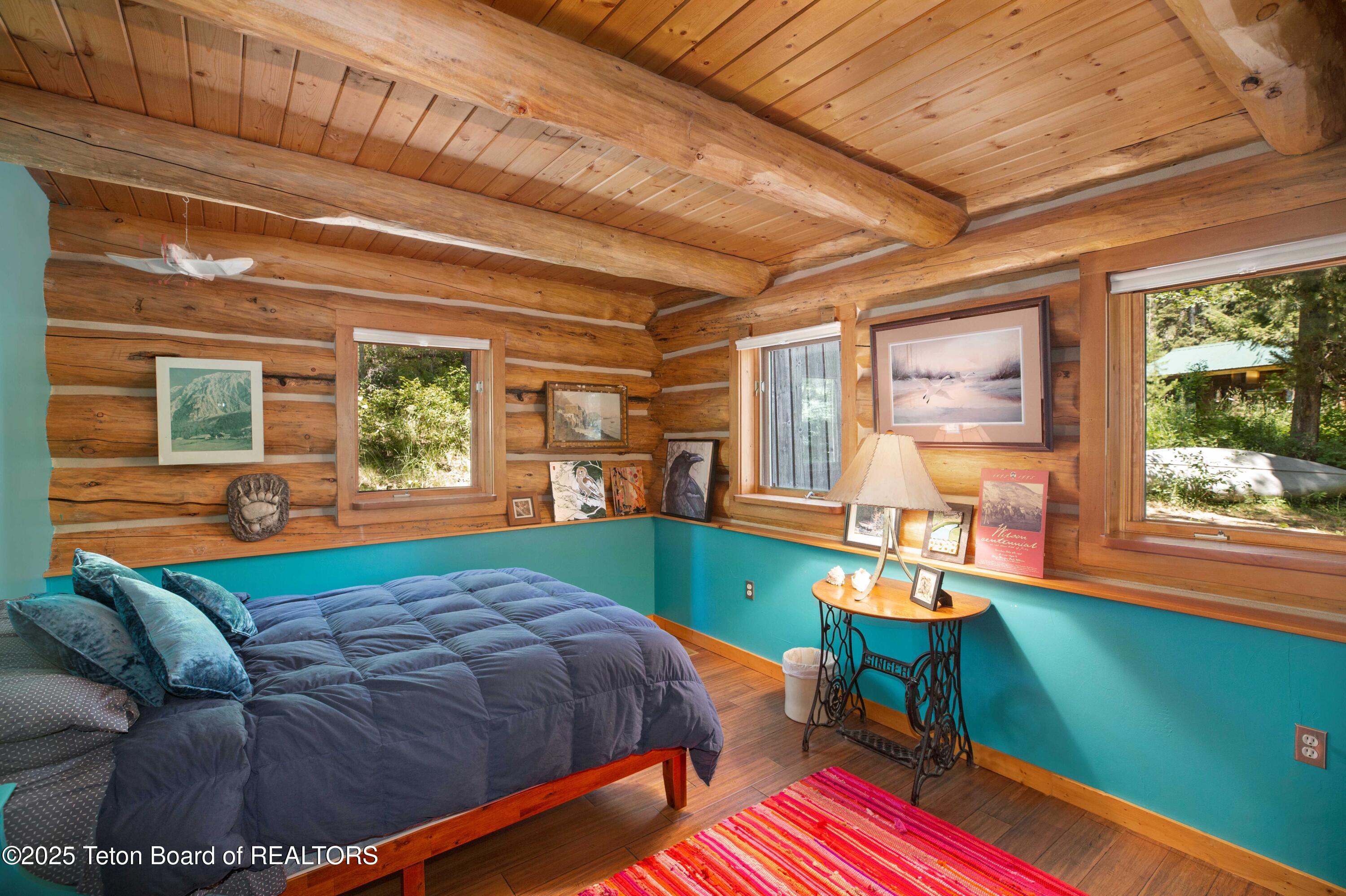 2945 Hunt Lane Wilson, WY 83014 - Photo 18 of 79 Guest Bedroom1