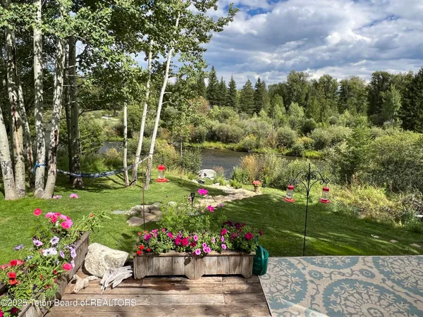 $12,900,000 | 2945 Hunt Lane, Wilson, WY 83014
