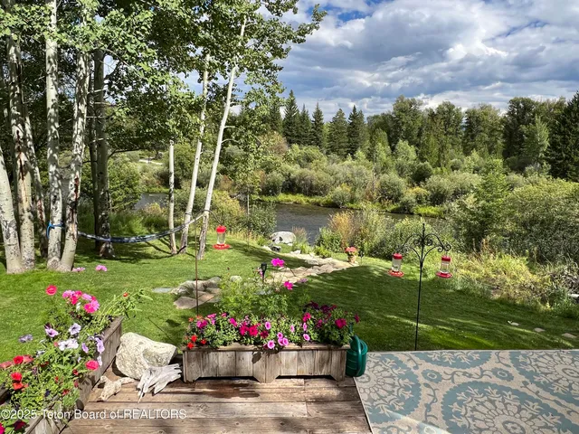 $12,900,000 | 2945 Hunt Lane, Wilson, WY 83014