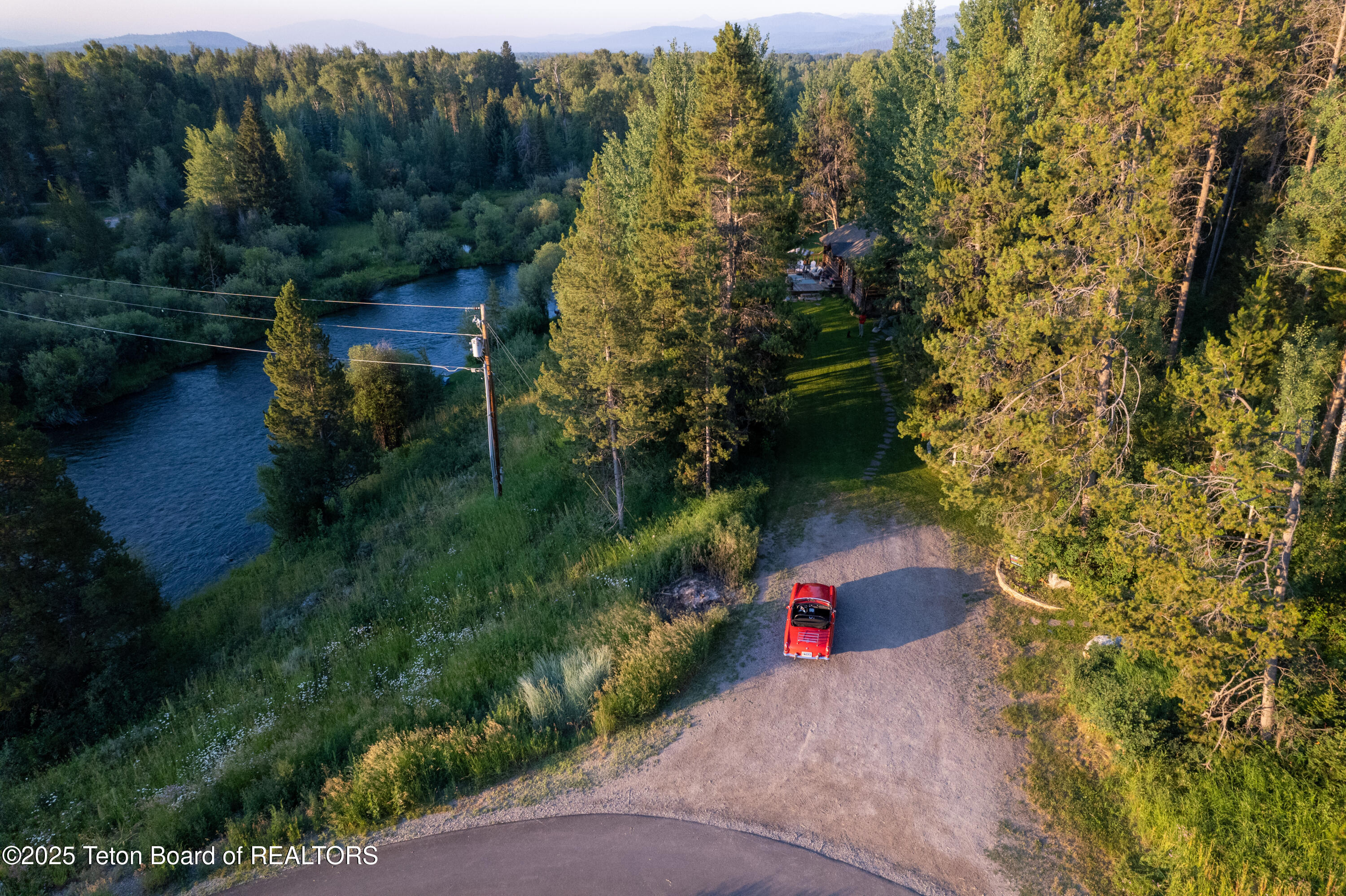 2945 Hunt Lane Wilson, WY 83014 - Photo 27 of 79 Drone Driveway