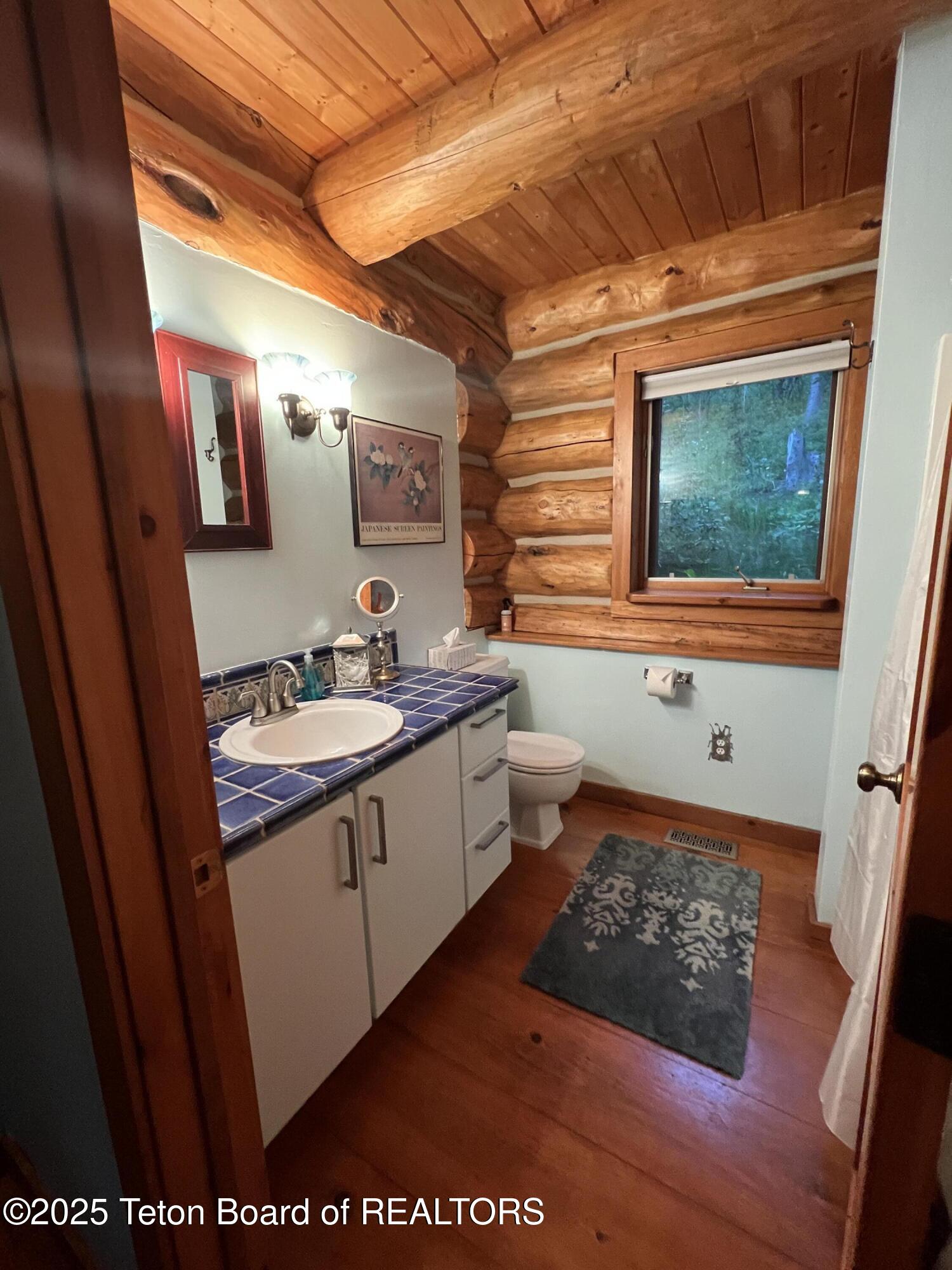 2945 Hunt Lane Wilson, WY 83014 - Photo 51 of 79 Guest Bathroom