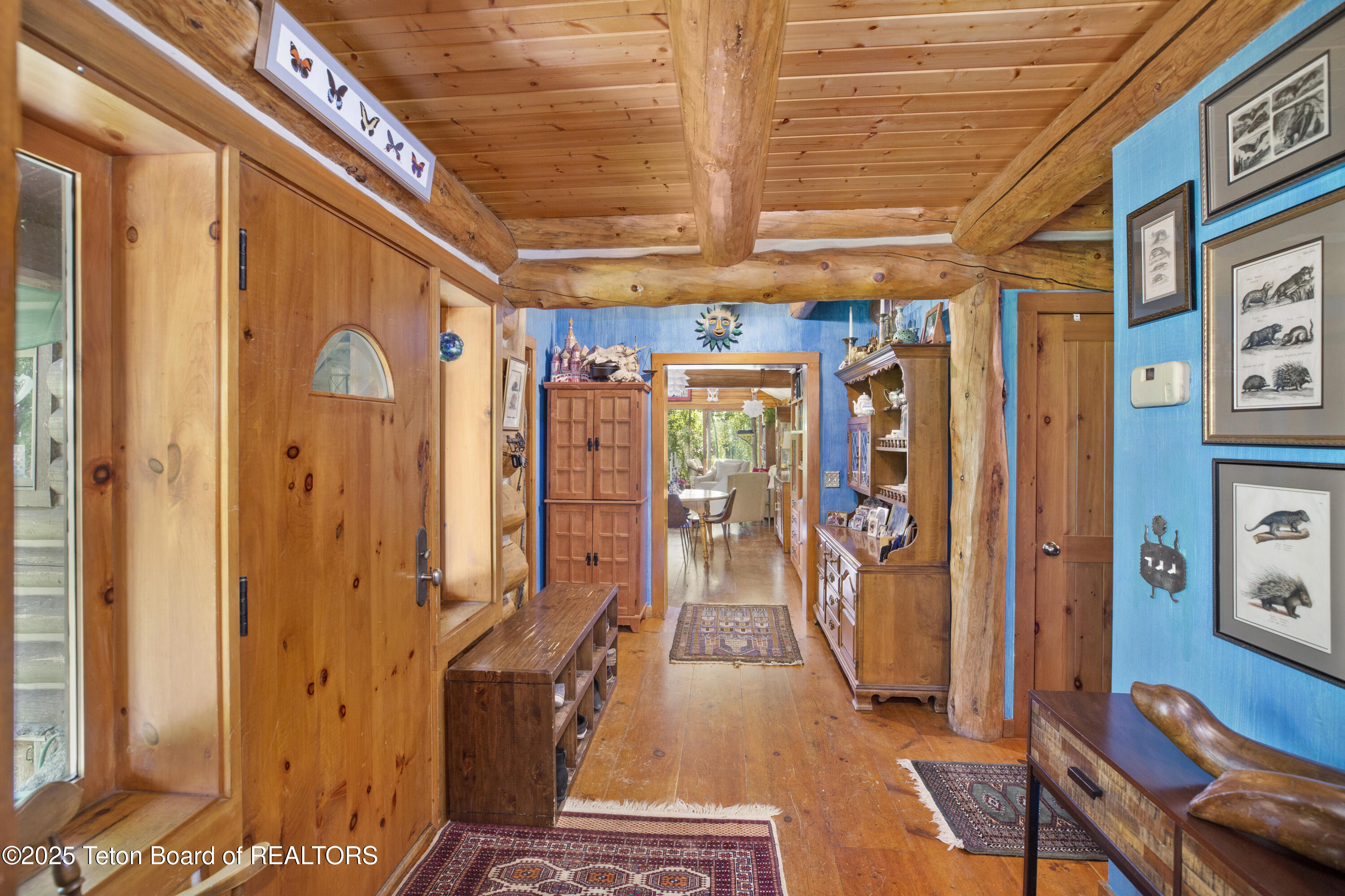 2945 Hunt Lane Wilson, WY 83014 - Photo 55 of 79 Front Entry