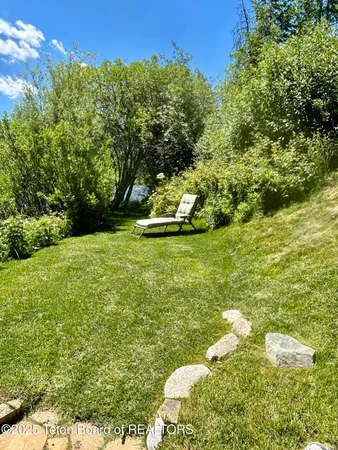 $12,900,000 | 2945 Hunt Lane, Wilson, WY 83014
