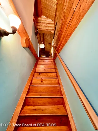 $12,900,000 | 2945 Hunt Lane, Wilson, WY 83014