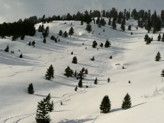 $12,900,000 | 2945 Hunt Lane, Wilson, WY 83014