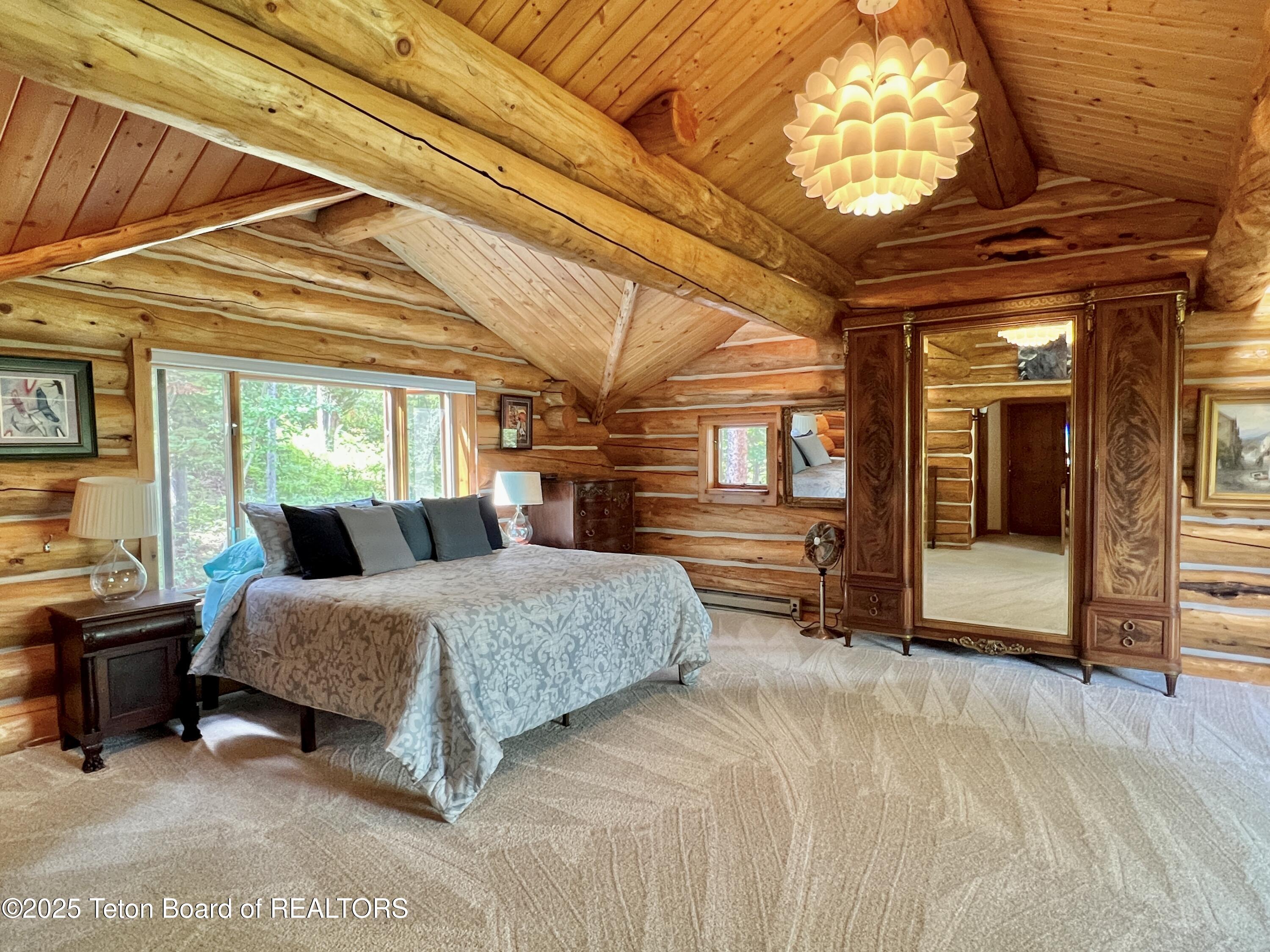 2945 Hunt Lane Wilson, WY 83014 - Photo 71 of 79 Primary Bed2