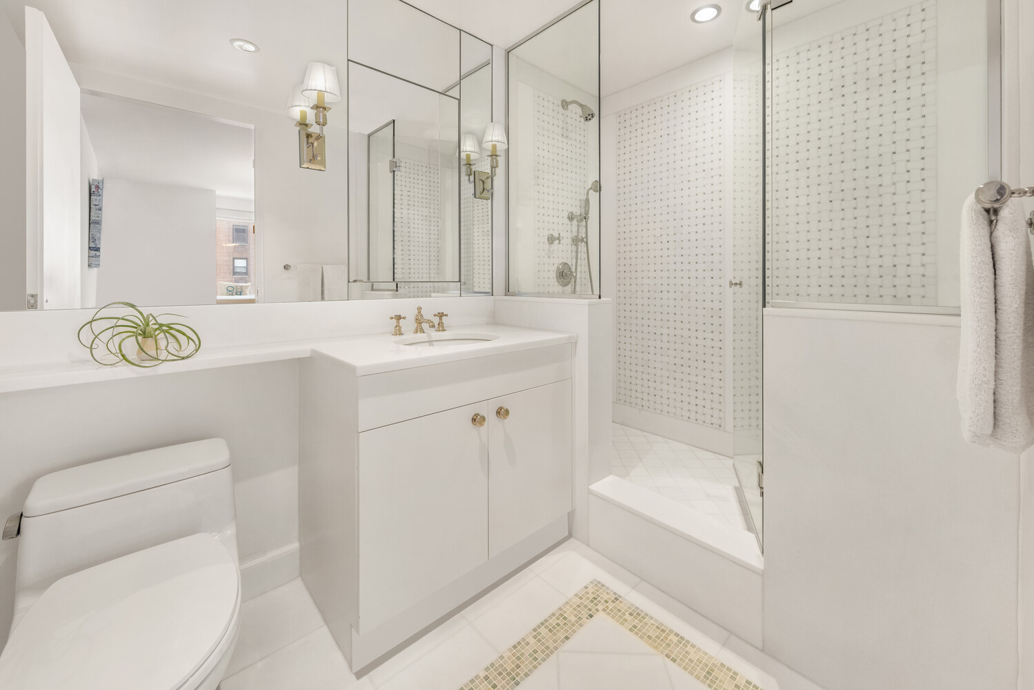 422 East 72nd Street, Unit 14ABF Manhattan, NY 10021 - Photo 13 of 19