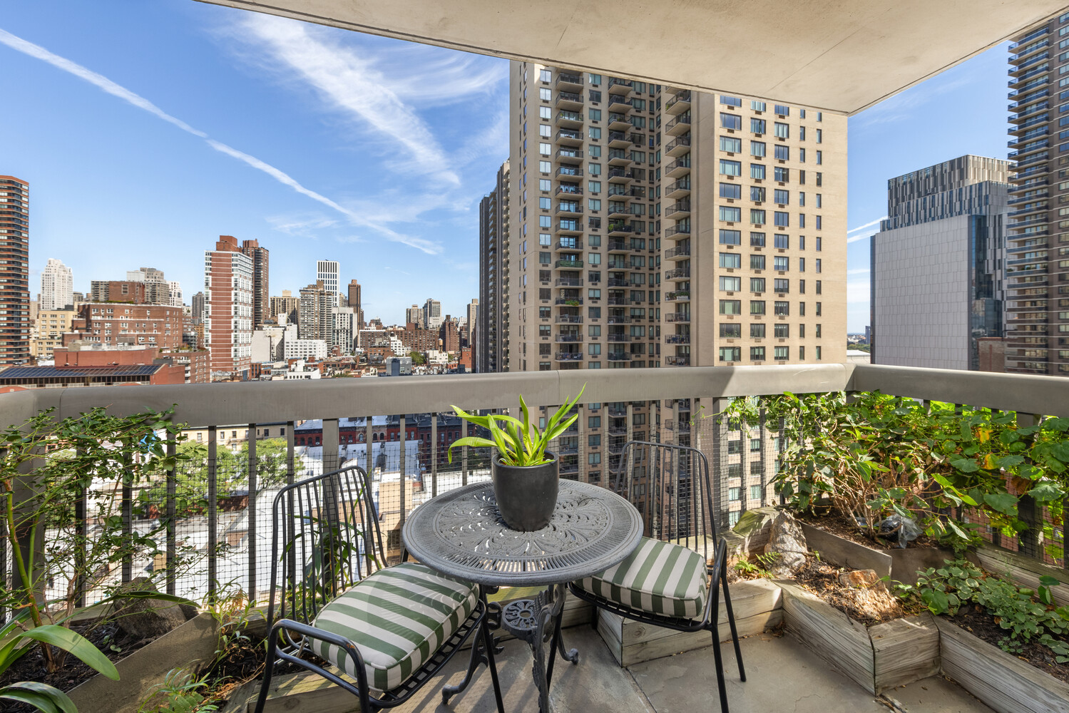 422 East 72nd Street, Unit 14ABF Manhattan, NY 10021 - Photo 5 of 19