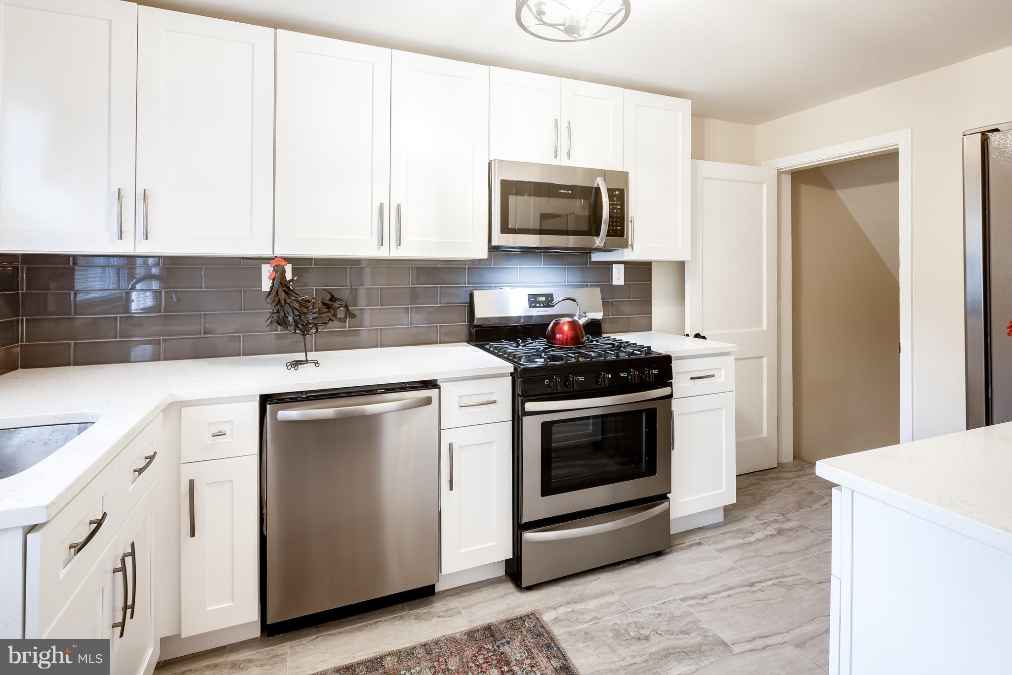 8538 Pleasant Plains Road Towson, MD 21286 - Photo 3 of 24 Kitchen