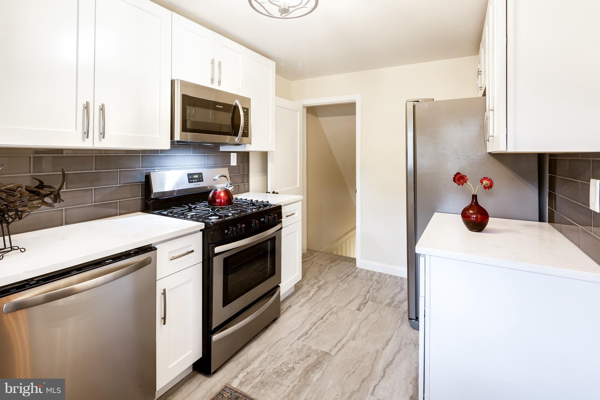 8538 Pleasant Plains Road Towson, MD 21286 - Photo 4 of 24 Kitchen