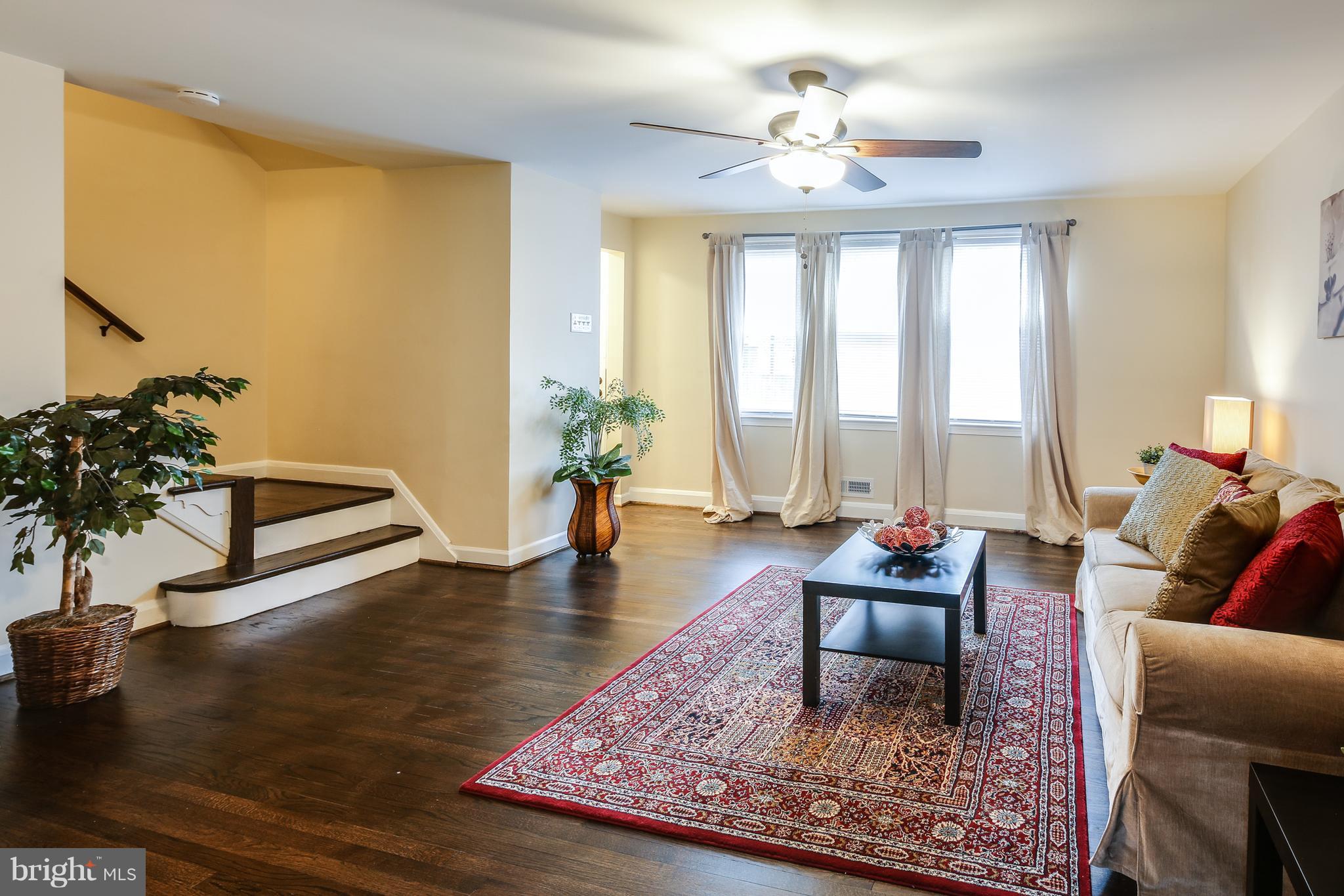 8538 Pleasant Plains Road Towson, MD 21286 - Photo 7 of 24 Living Room