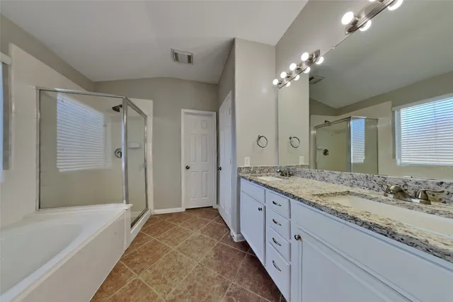 $2,195 | 2831 Wild Oak Park Drive, Conroe, TX 77385