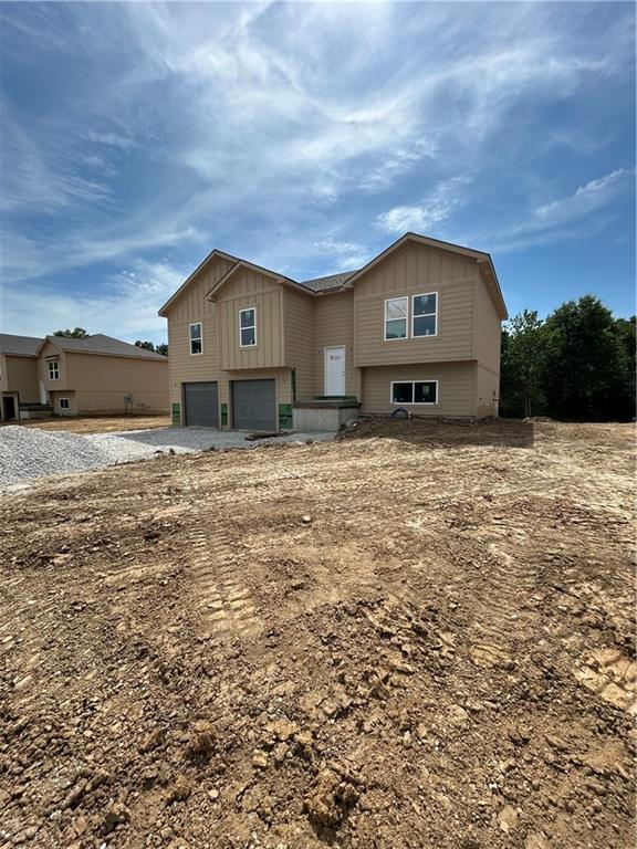 326 Northeast 21st Road Warrensburg, MO 64093 - Photo 2 of 24